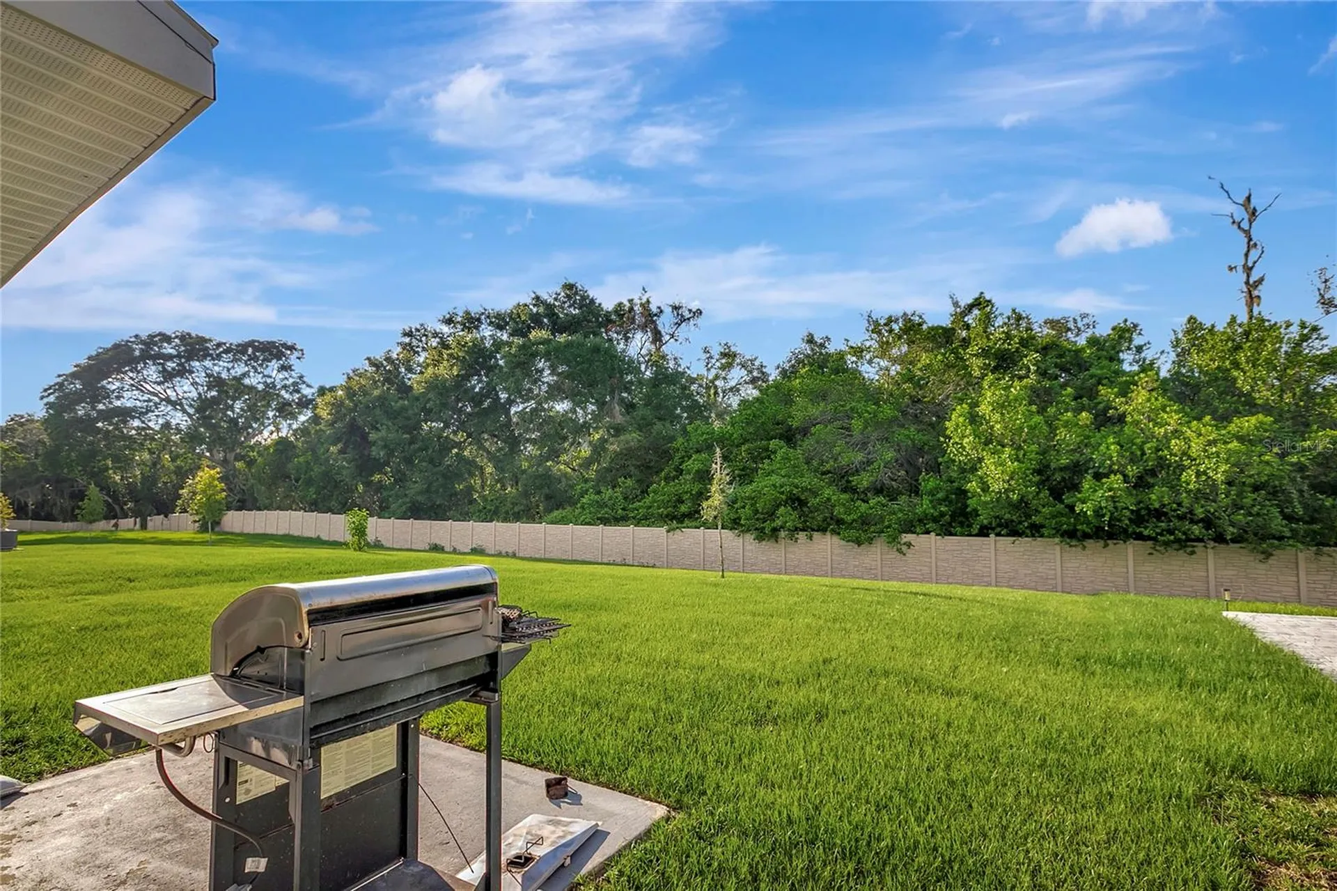 7737 Rosewood Garden Loop Tampa FL 33637