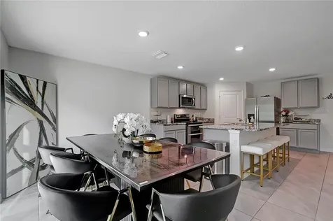 7737 Rosewood Garden Loop Tampa FL 33637