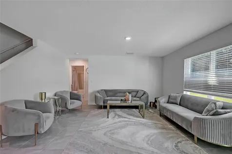 7737 Rosewood Garden Loop Tampa FL 33637