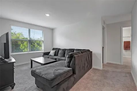 7737 Rosewood Garden Loop Tampa FL 33637