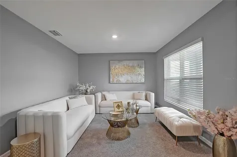 7737 Rosewood Garden Loop Tampa FL 33637