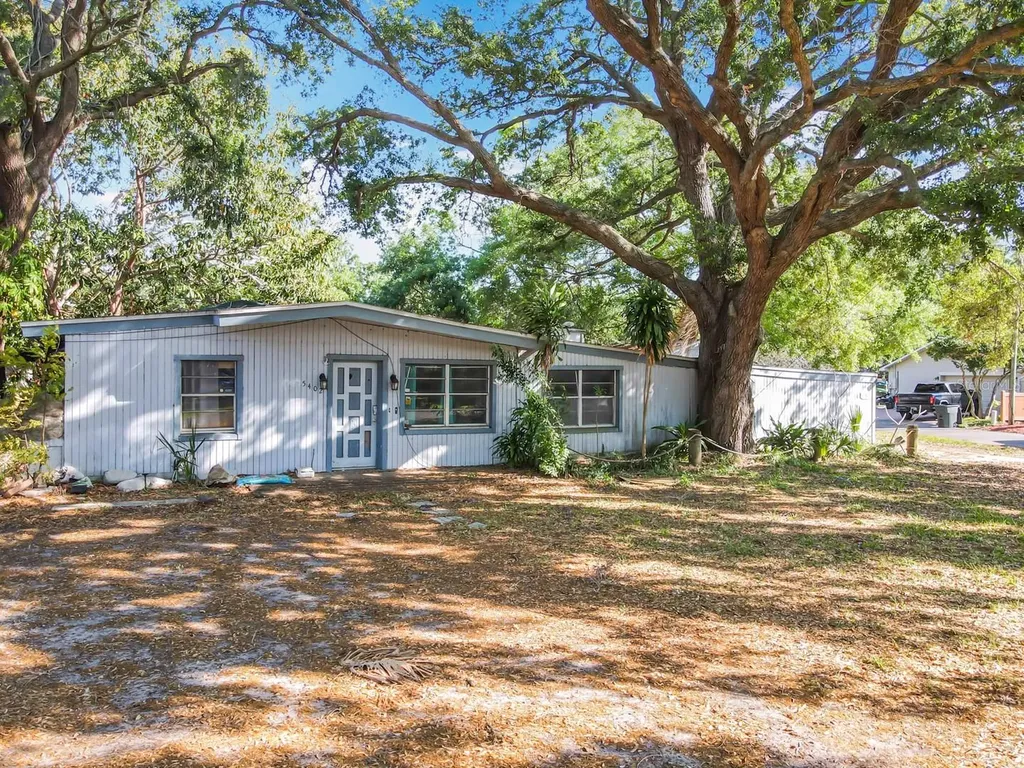 5402 Parkway Drive Belle Isle FL 32809