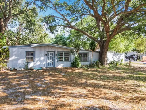 5402 Parkway Drive Belle Isle FL 32809