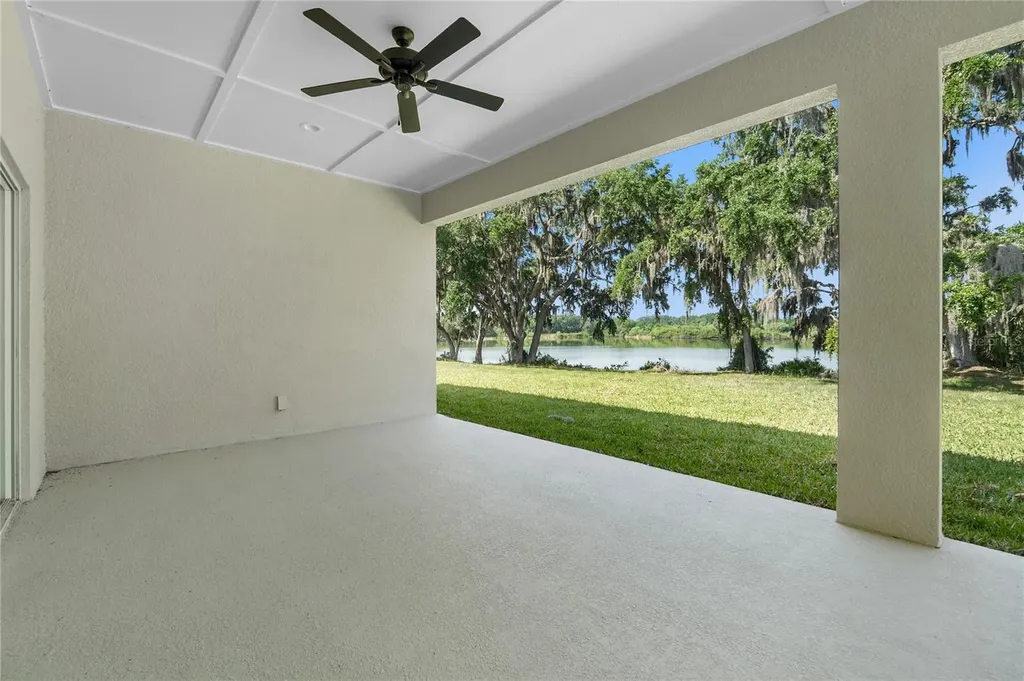 4541 Fairway Oaks Drive Mulberry FL 33860