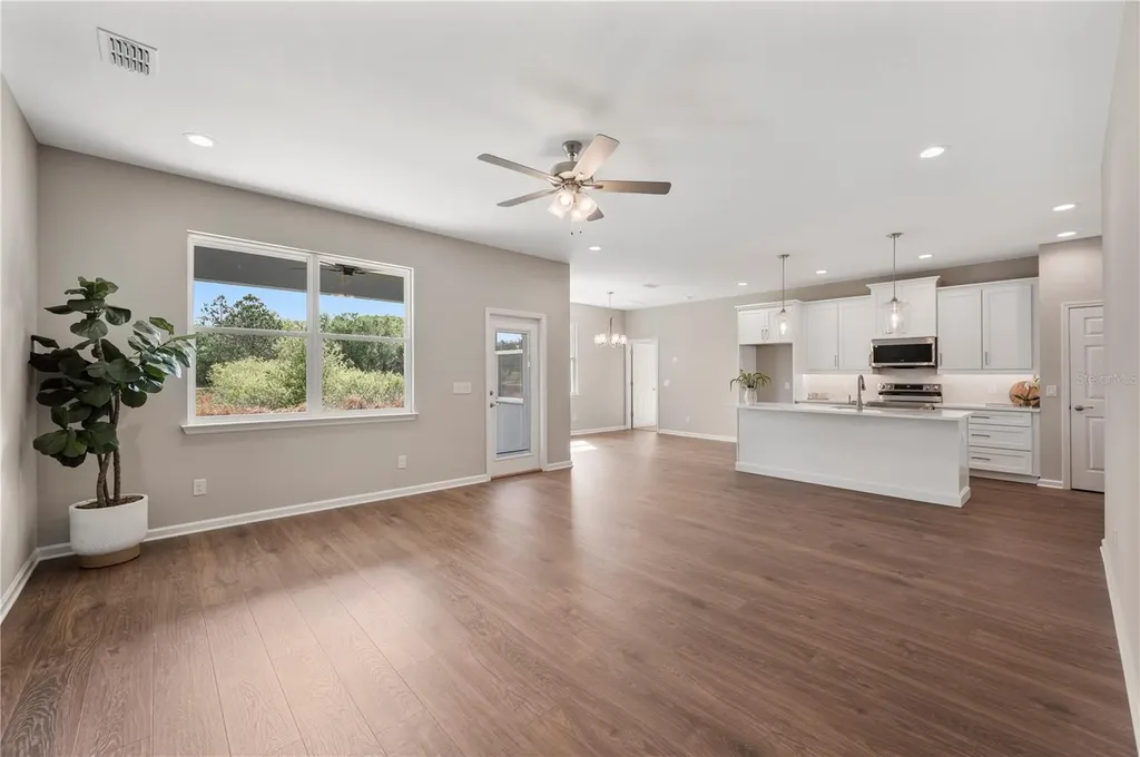 4550 Fairway Oaks Drive Mulberry FL 33860