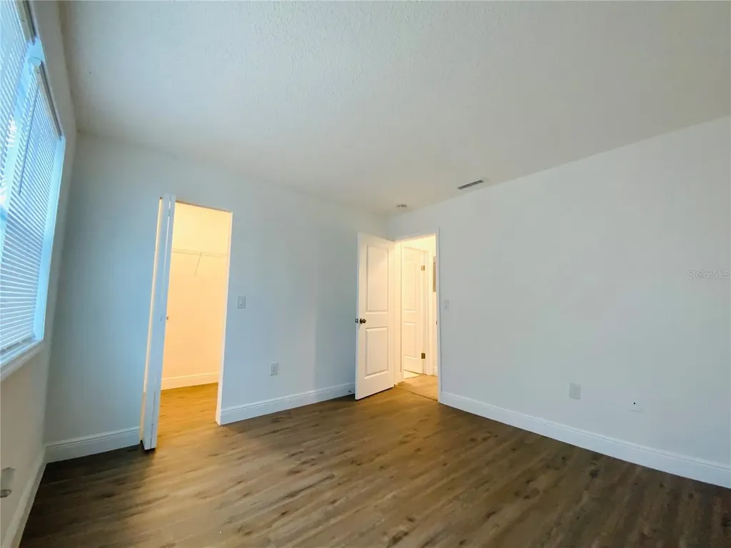 305 E Wellington Court Tampa FL 33604