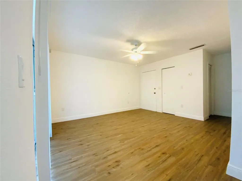 305 E Wellington Court Tampa FL 33604