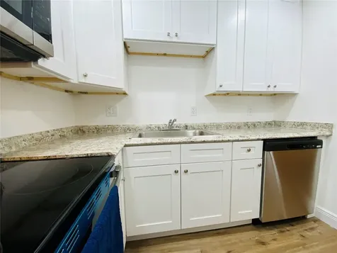305 E Wellington Court Tampa FL 33604
