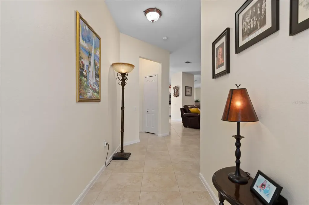 5245 Gato Del Sol Circle Wesley Chapel FL 33544