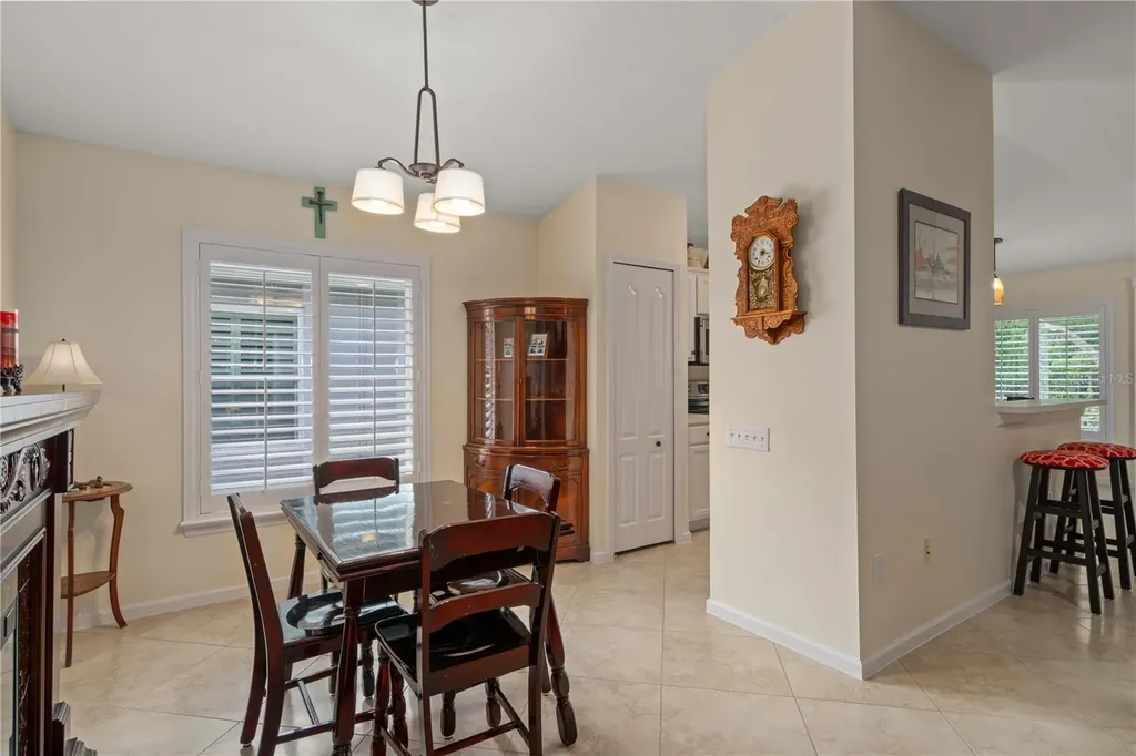 5245 Gato Del Sol Circle Wesley Chapel FL 33544