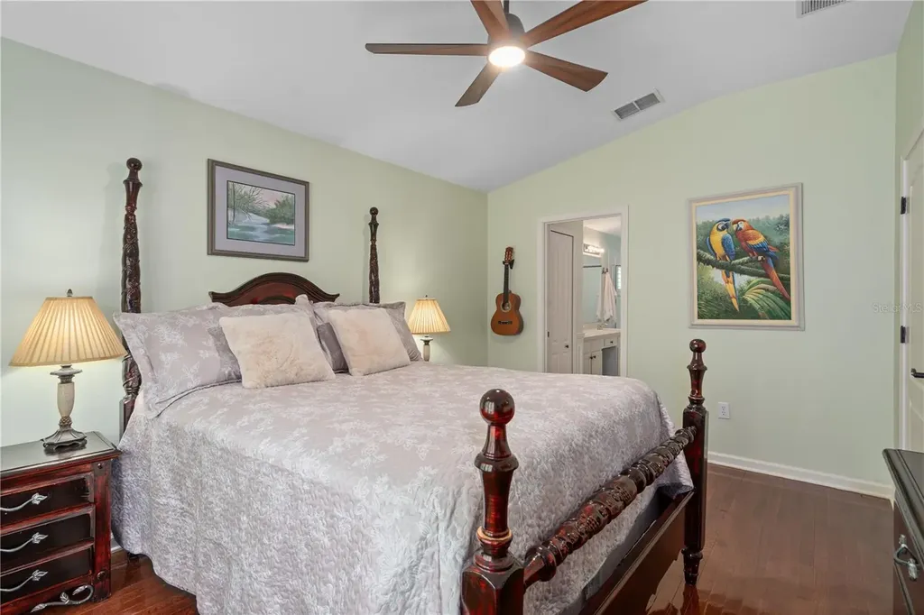 5245 Gato Del Sol Circle Wesley Chapel FL 33544