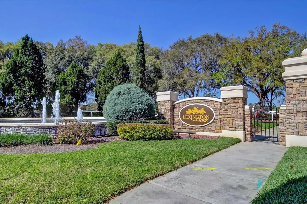 5245 Gato Del Sol Circle Wesley Chapel FL 33544