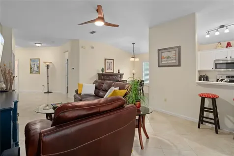 5245 Gato Del Sol Circle Wesley Chapel FL 33544