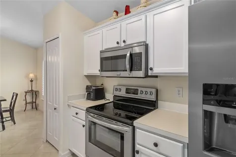 5245 Gato Del Sol Circle Wesley Chapel FL 33544