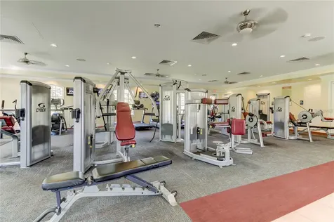 5245 Gato Del Sol Circle Wesley Chapel FL 33544