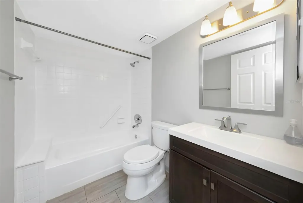1308 Pine Ridge Circle E Tarpon Springs FL 34688