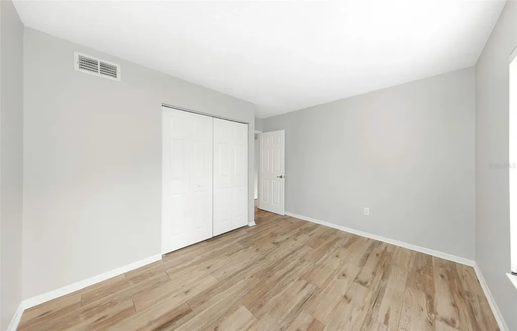 1308 Pine Ridge Circle E Tarpon Springs FL 34688