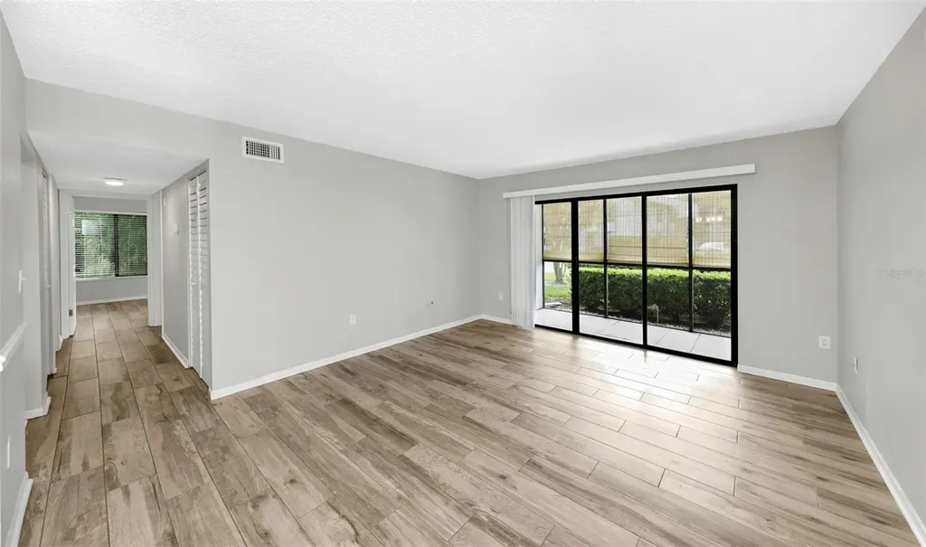 1308 Pine Ridge Circle E Tarpon Springs FL 34688