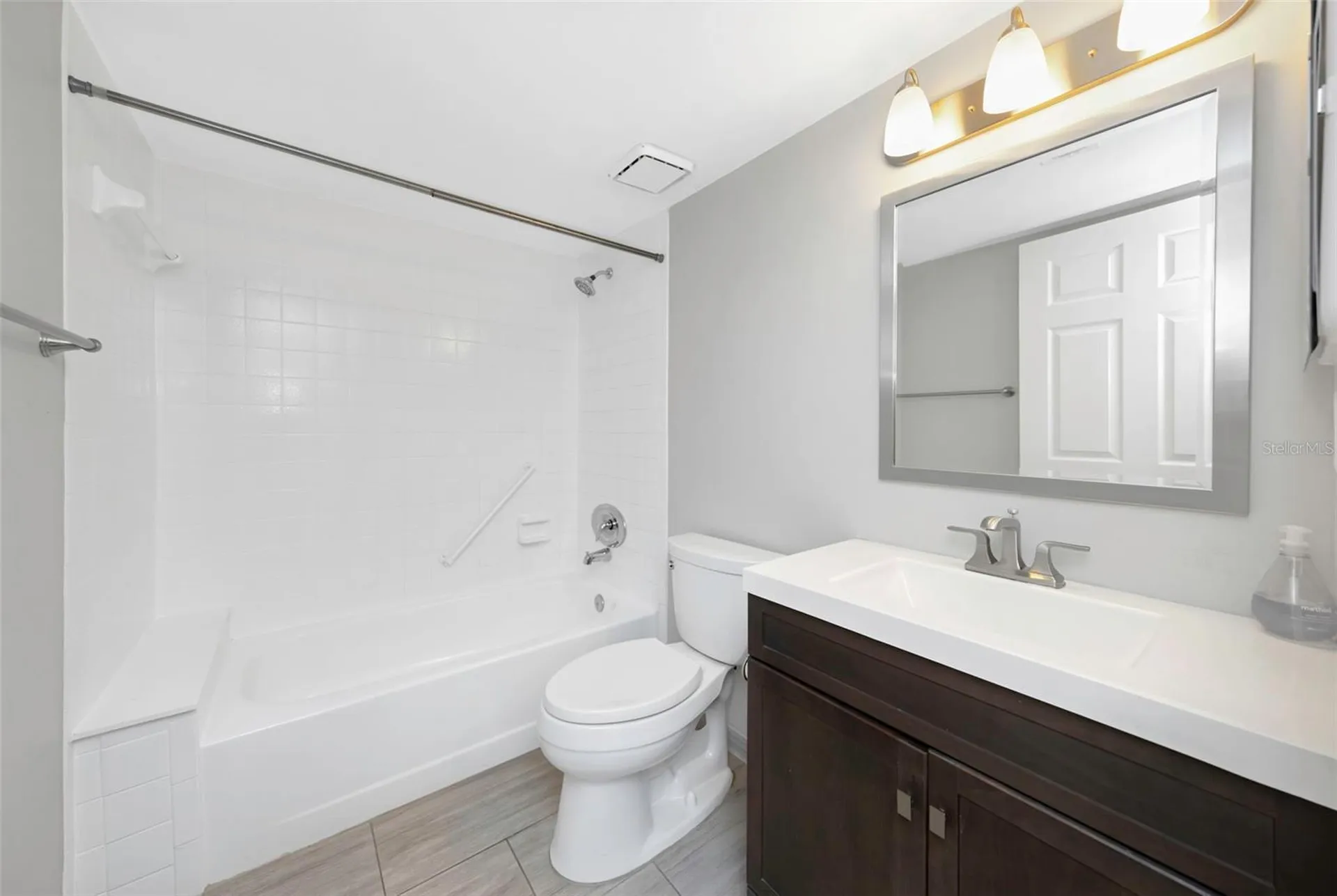 1308 Pine Ridge Circle E Tarpon Springs FL 34688