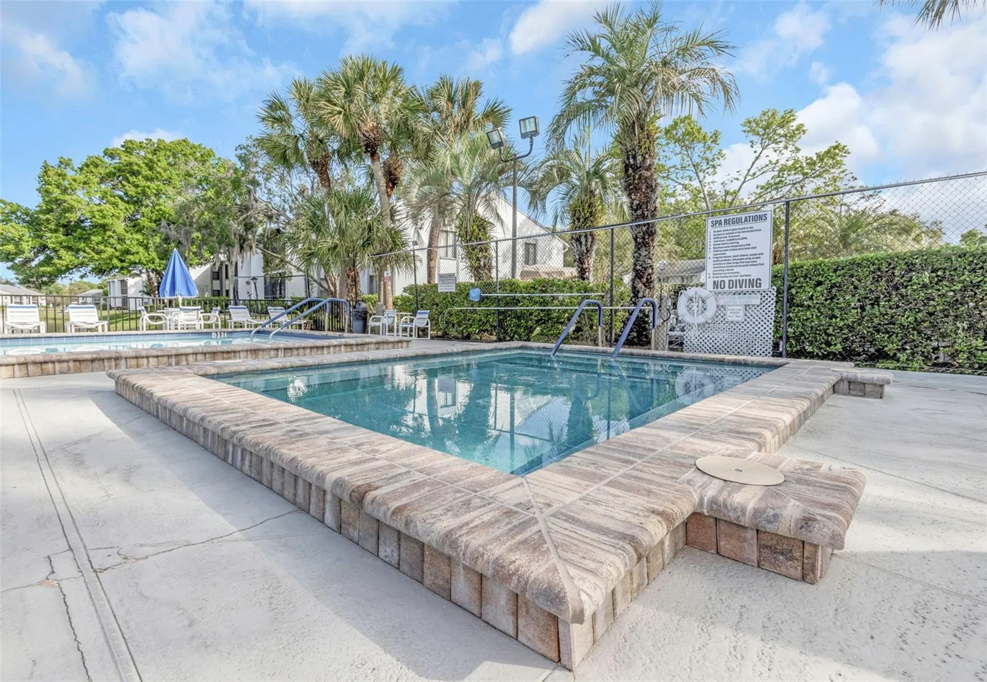 1308 Pine Ridge Circle E Tarpon Springs FL 34688