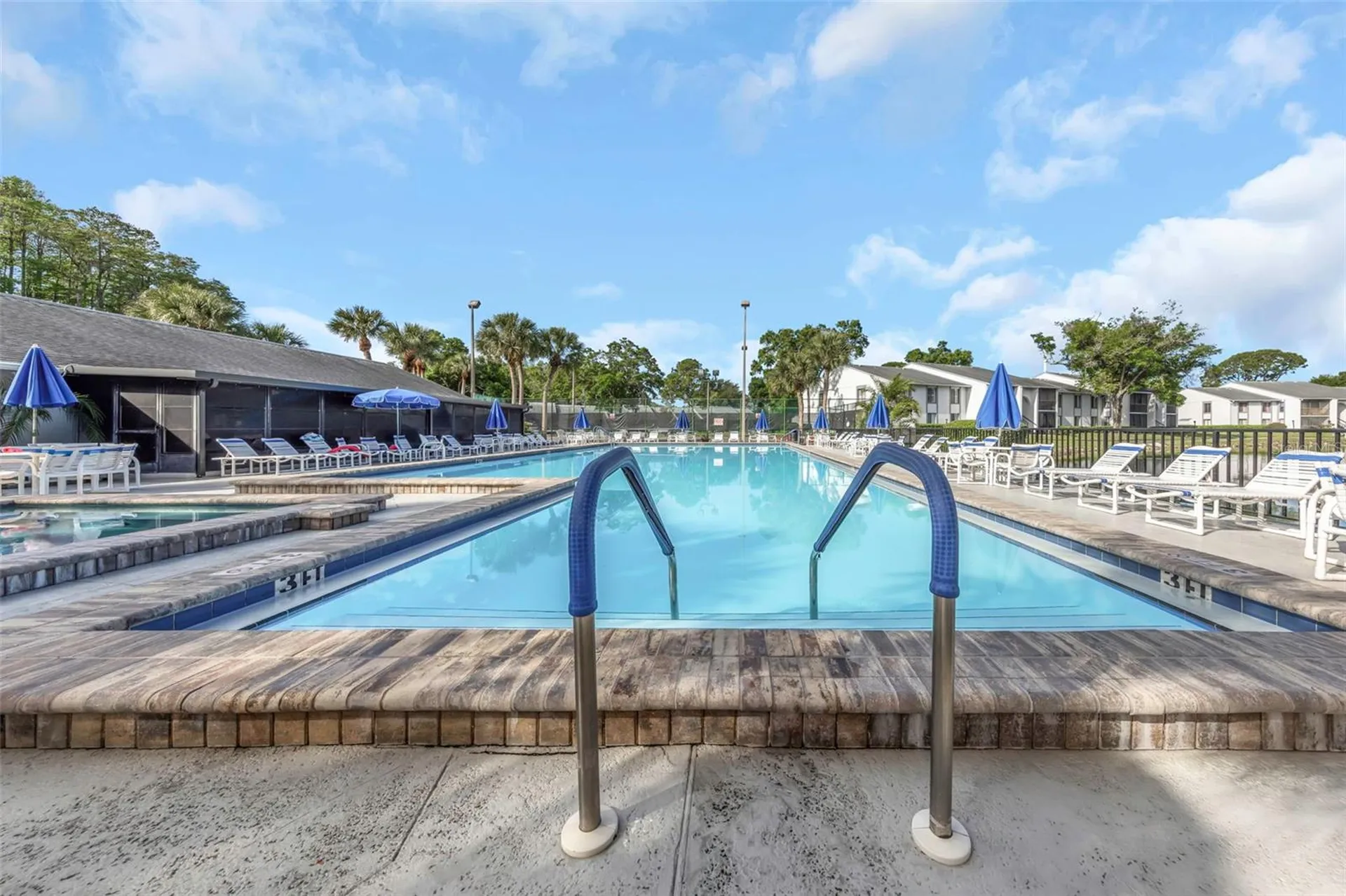 1308 Pine Ridge Circle E Tarpon Springs FL 34688