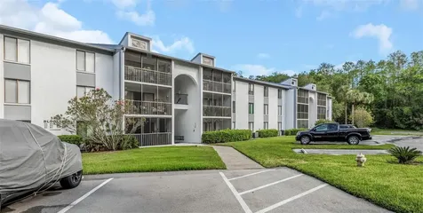 1308 Pine Ridge Circle E Tarpon Springs FL 34688
