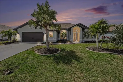 301 Gold Tree Punta Gorda FL 33955