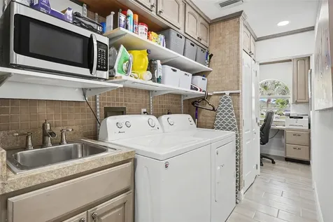 301 Gold Tree Punta Gorda FL 33955