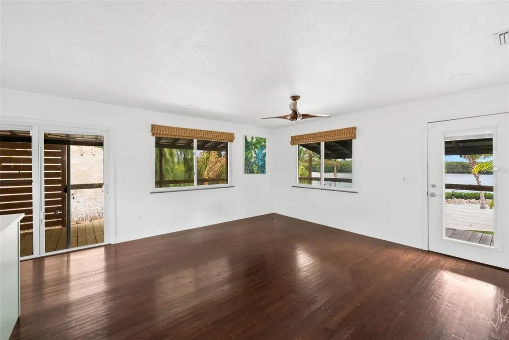 2700 44th Street S Gulfport FL 33711
