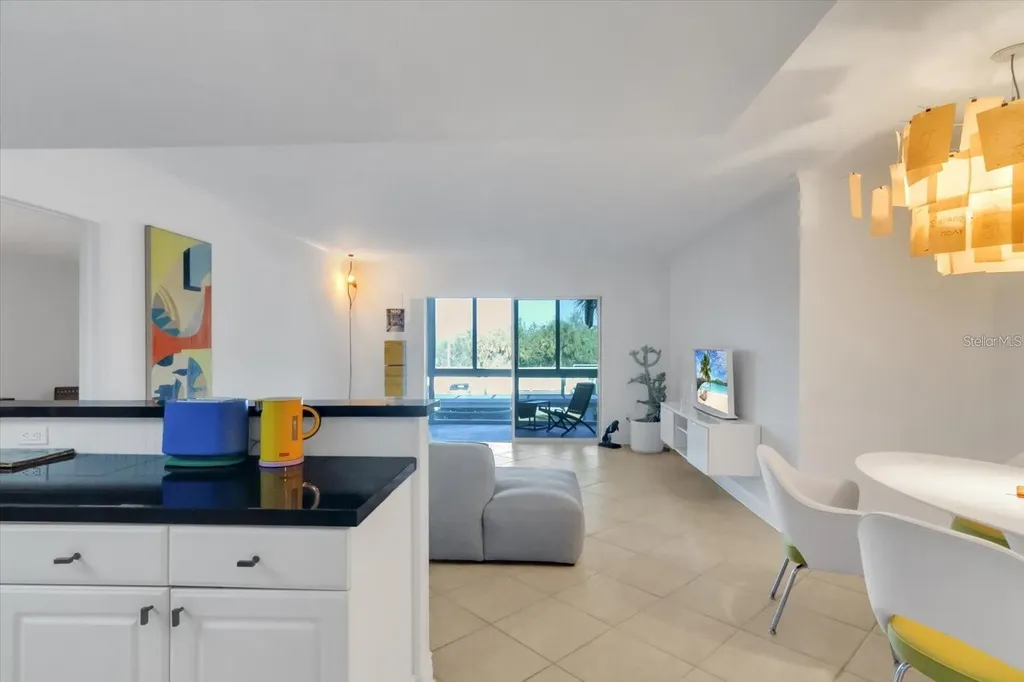 2100 Benjamin Franklin Drive Sarasota FL 34236