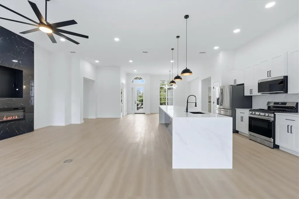 8115 Planters Knoll Terrace Bradenton FL 34201
