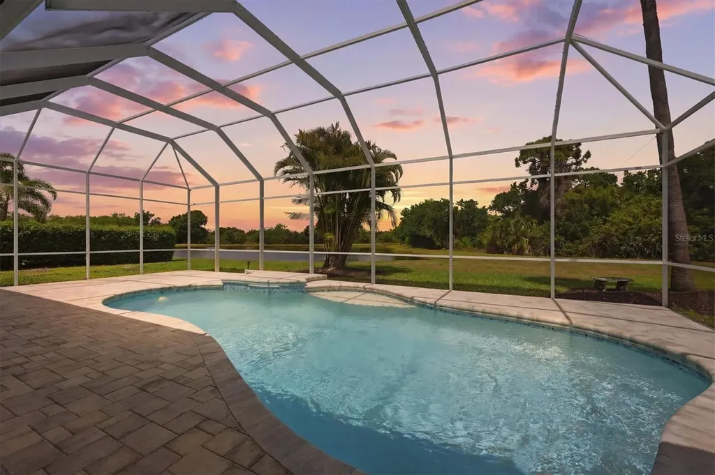 8115 Planters Knoll Terrace Bradenton FL 34201
