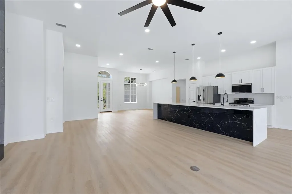 8115 Planters Knoll Terrace Bradenton FL 34201