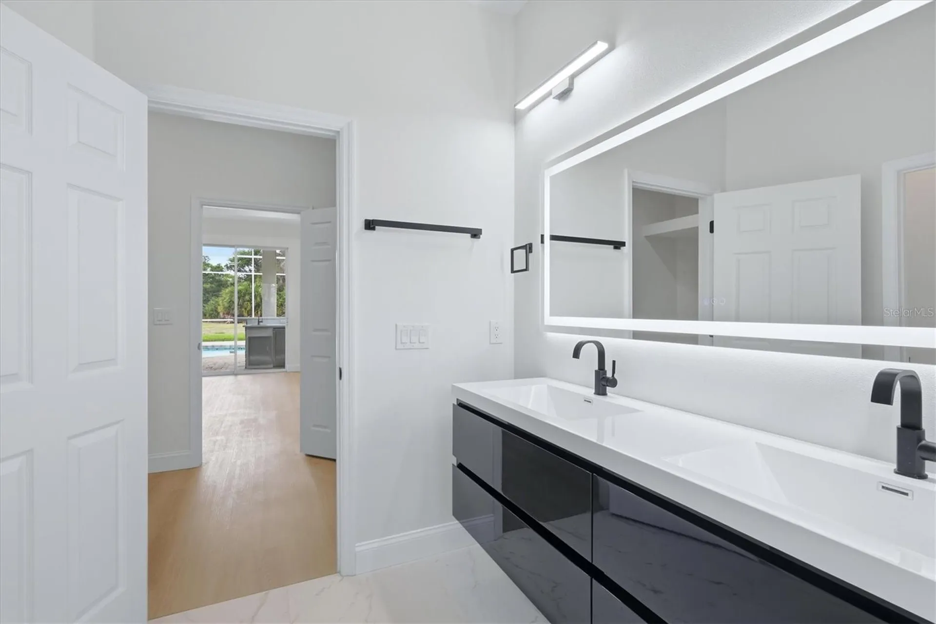 8115 Planters Knoll Terrace Bradenton FL 34201