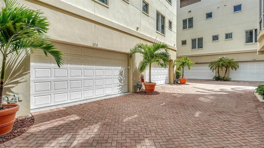 235 Cocoanut Avenue Sarasota FL 34236