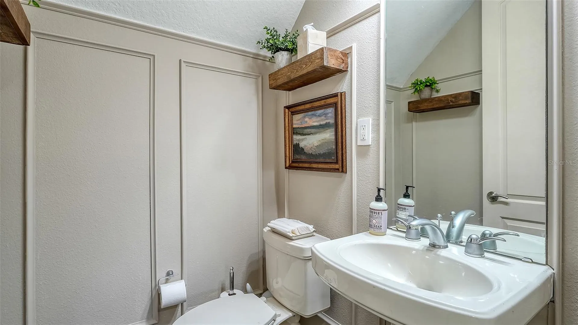235 Cocoanut Avenue Sarasota FL 34236