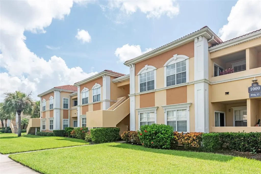 1195 Villagio Circle Sarasota FL 34237