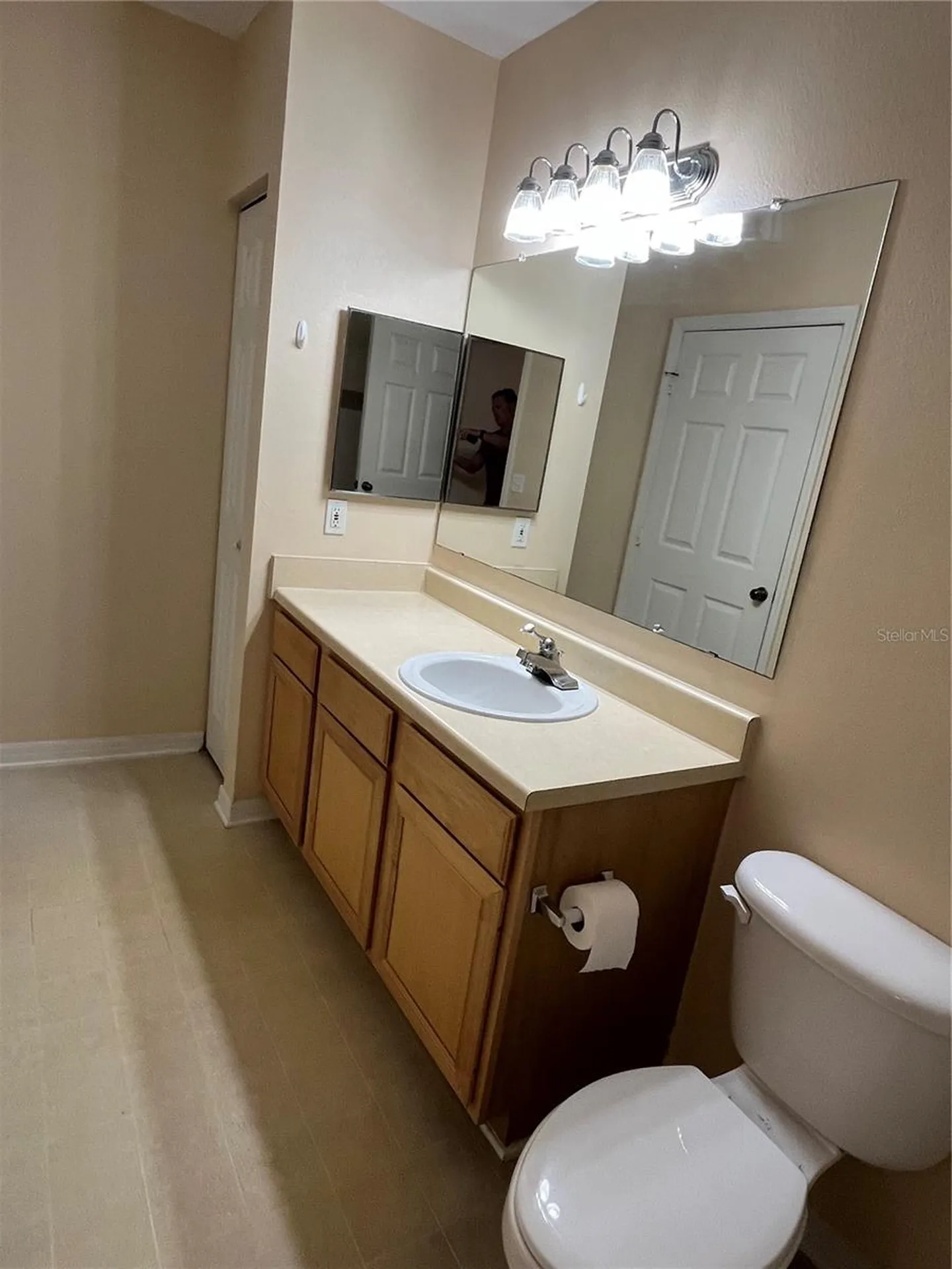 1195 Villagio Circle Sarasota FL 34237