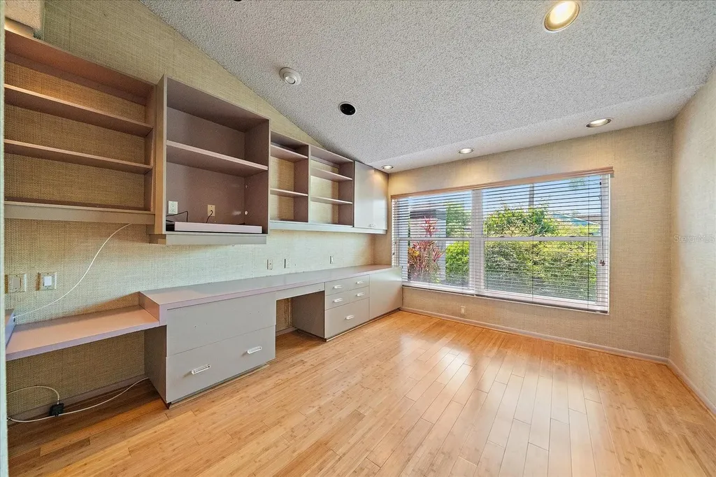 3905 Spyglass Hill Road Sarasota FL 34238