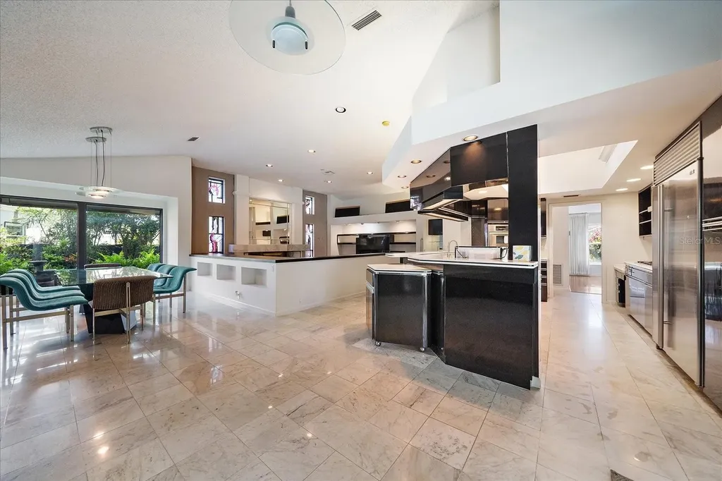 3905 Spyglass Hill Road Sarasota FL 34238