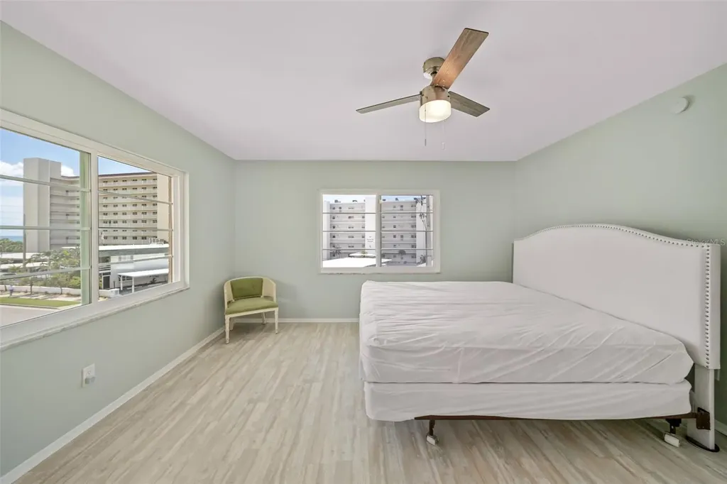 200 The Esplanade N Venice FL 34285