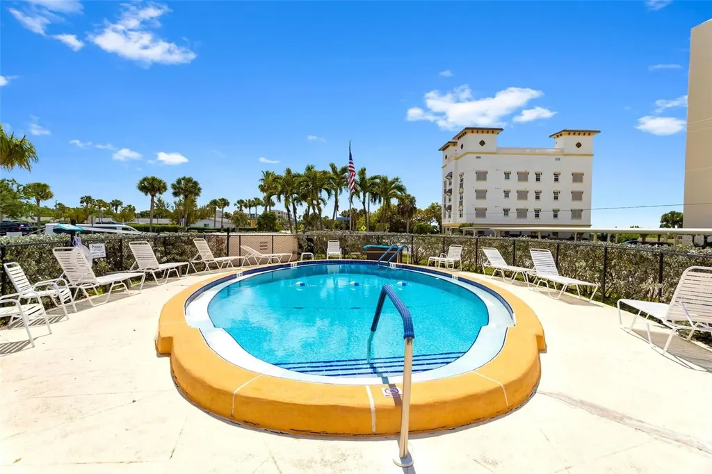 200 The Esplanade N Venice FL 34285
