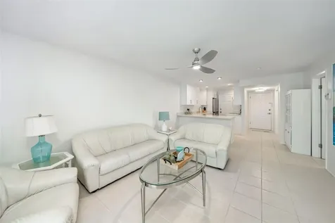 200 The Esplanade N Venice FL 34285