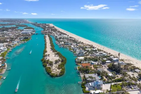 200 The Esplanade N Venice FL 34285