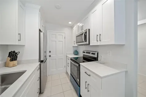 200 The Esplanade N Venice FL 34285