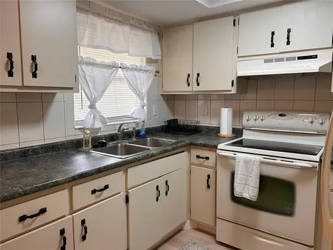 6029 Wyoming Avenue New Port Richey FL 34653