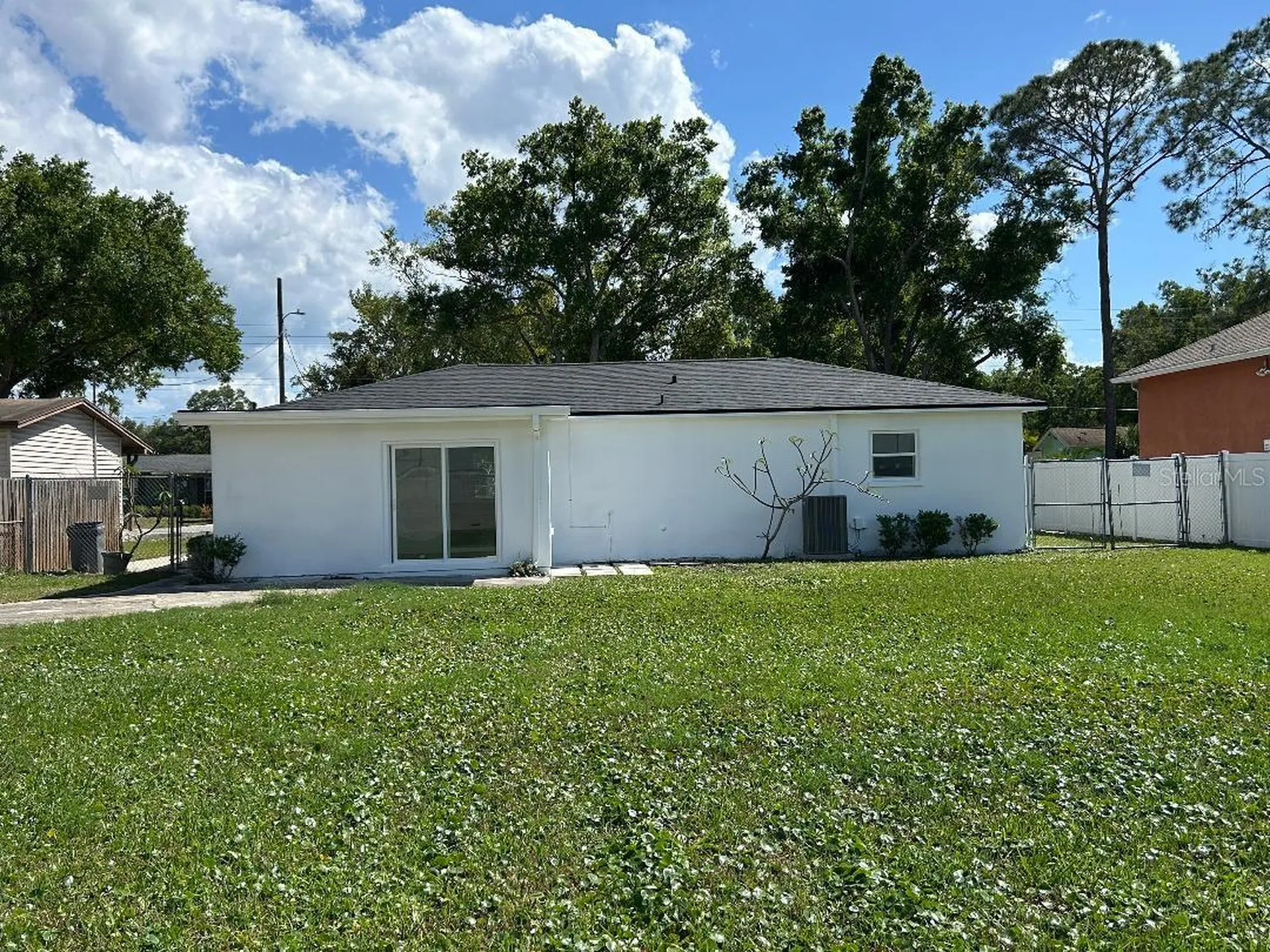 4611 W Mcelroy Avenue Tampa FL 33611
