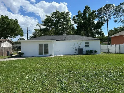 4611 W Mcelroy Avenue Tampa FL 33611