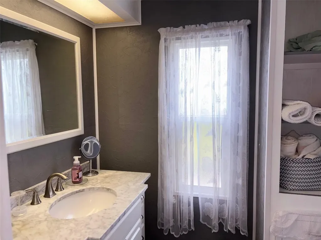 413 Cervina Drive N Venice FL 34285