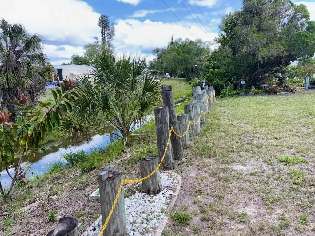 413 Cervina Drive N Venice FL 34285